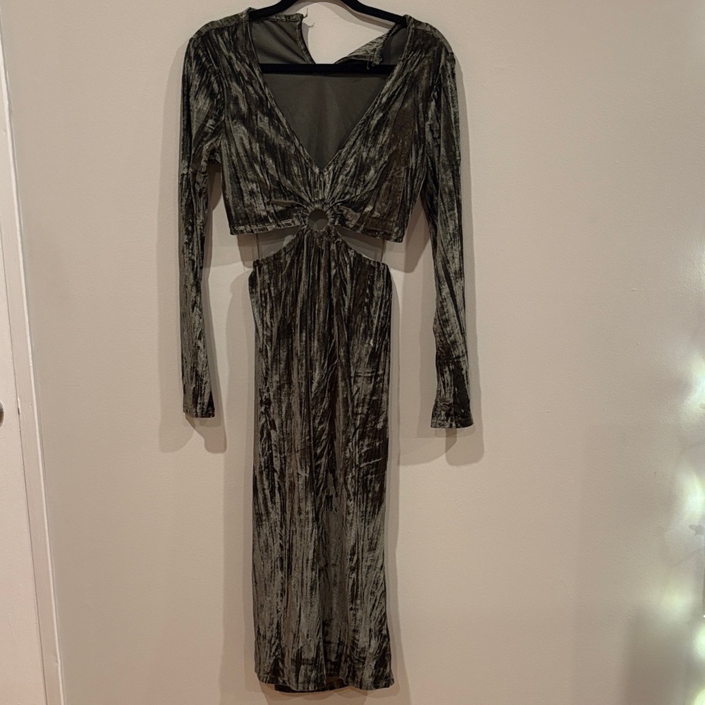 Windsor Velvet Long Sleeve Dress in Deep Green